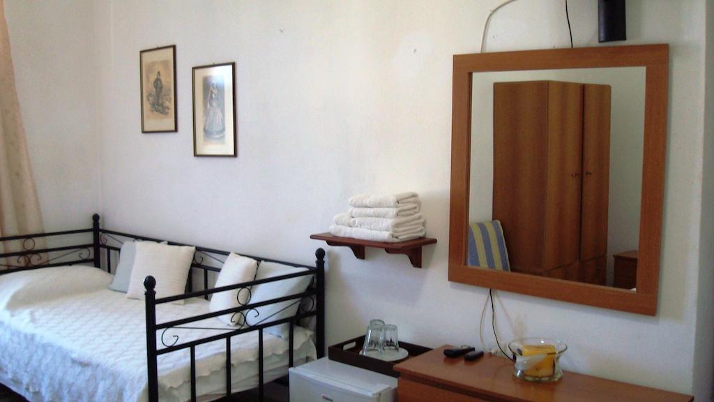 Spalieri Rooms Hydra  Exterior foto